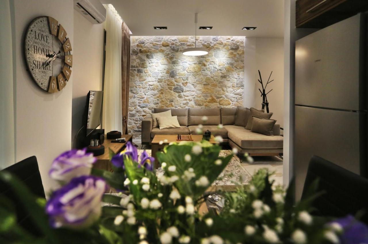 La Larissa Luxury Apartments Peneus Exterior photo